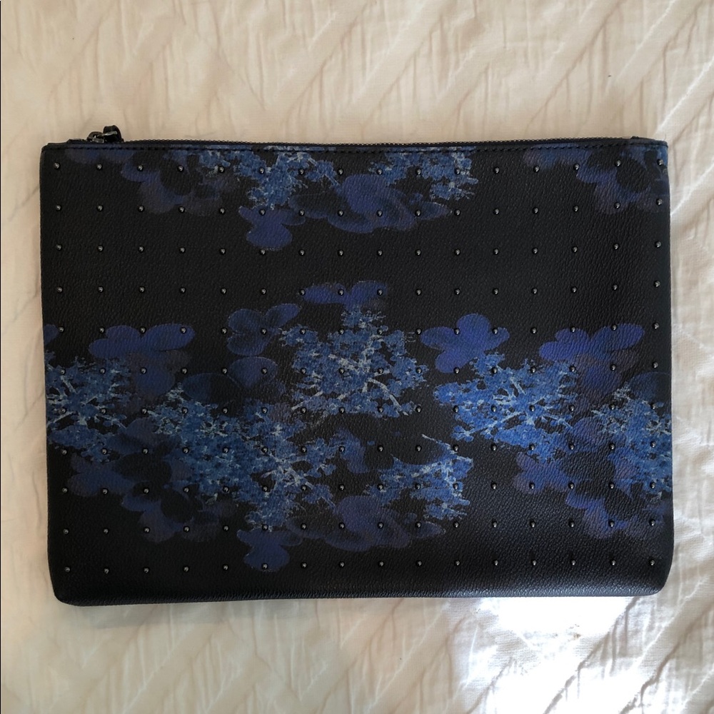 12.5x9” Studded Clutch